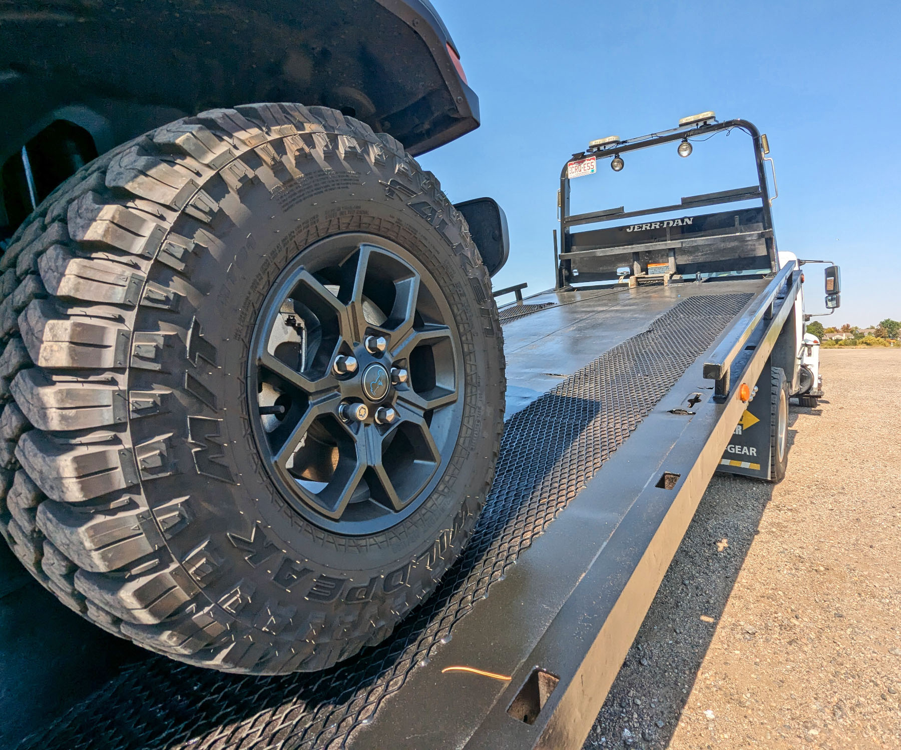 Long-distance towing service example